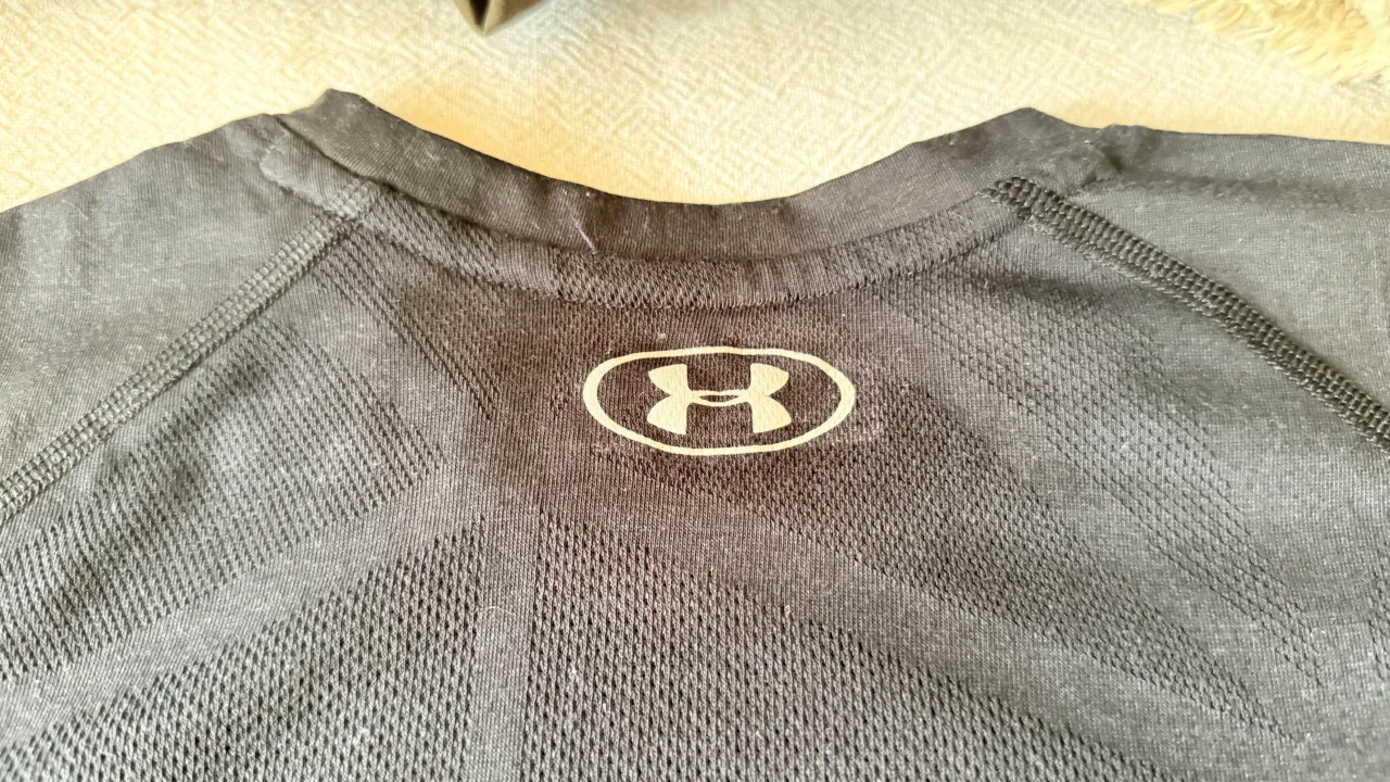 Remera Under Armour - Vista 3