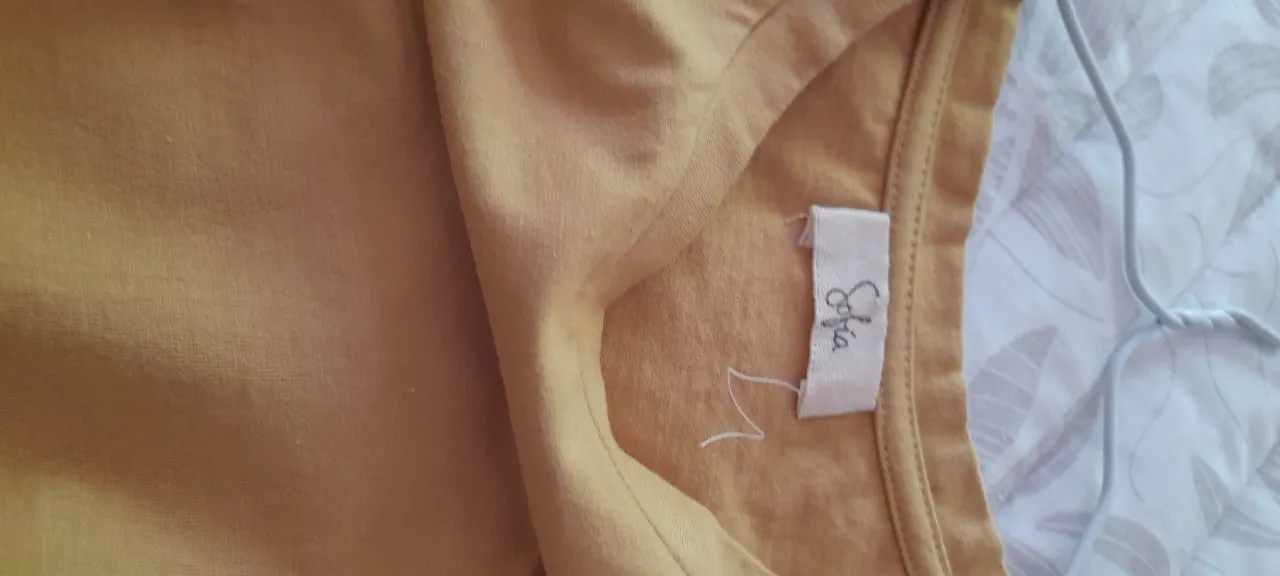 Remera Sofia - Vista 3