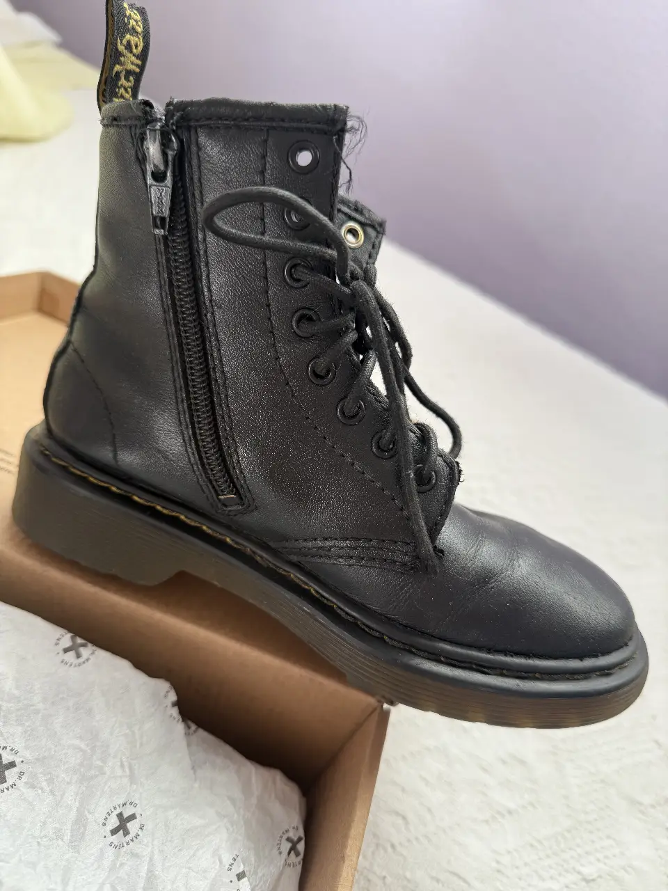Botines Dr. Martens - Vista 3