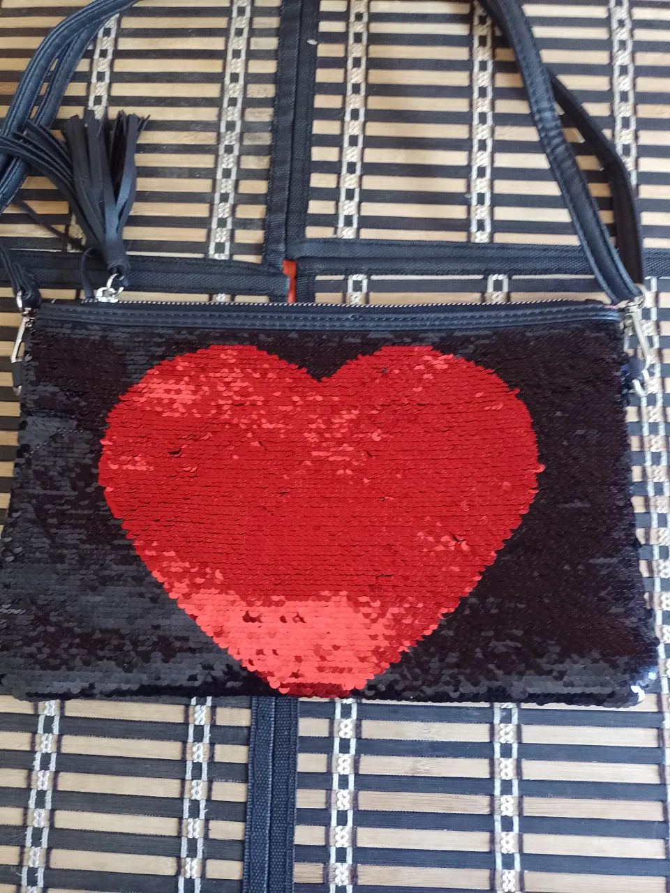 Cartera A ≠ - Vista 3