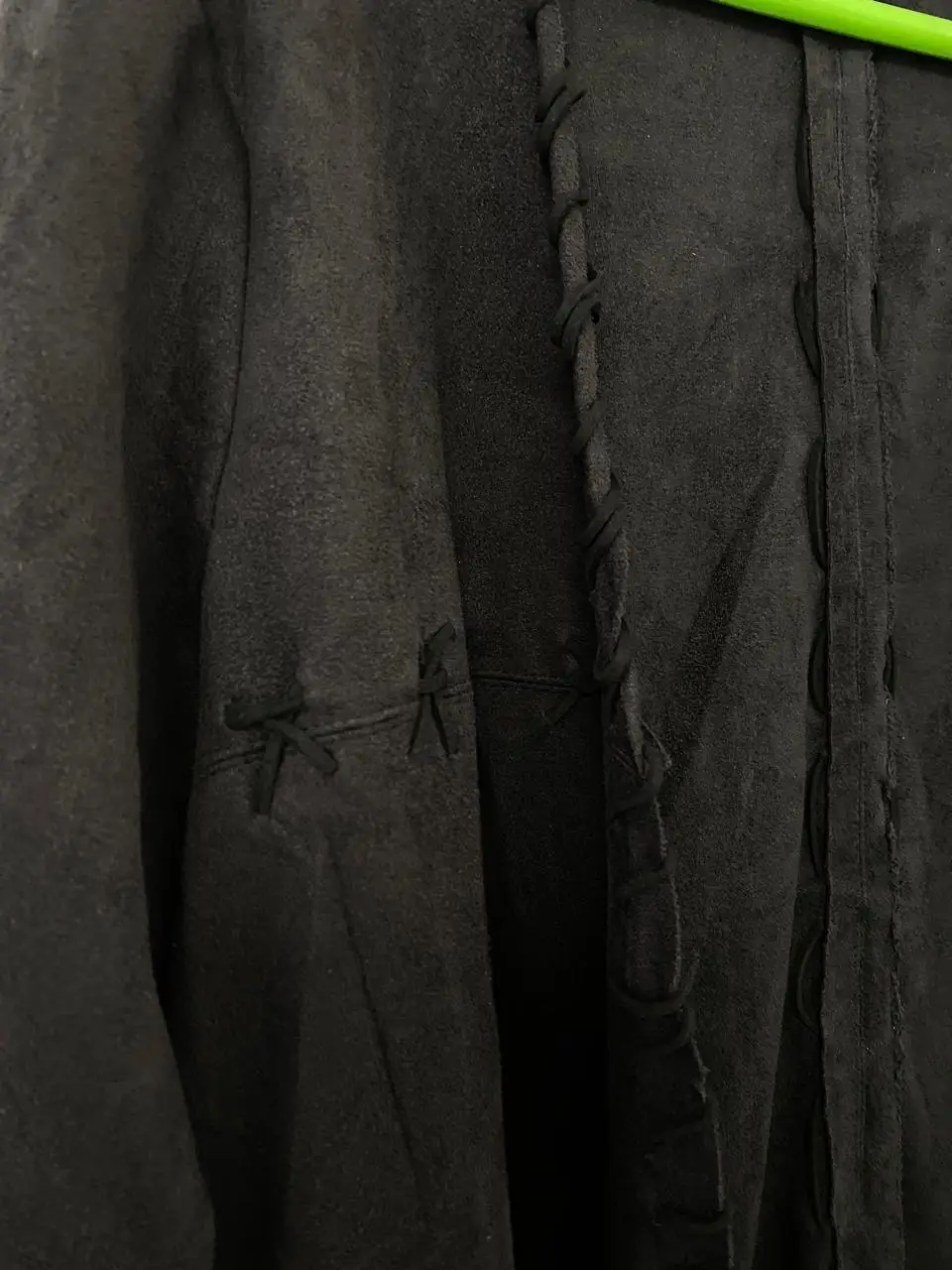 Cardigan and - Vista 3