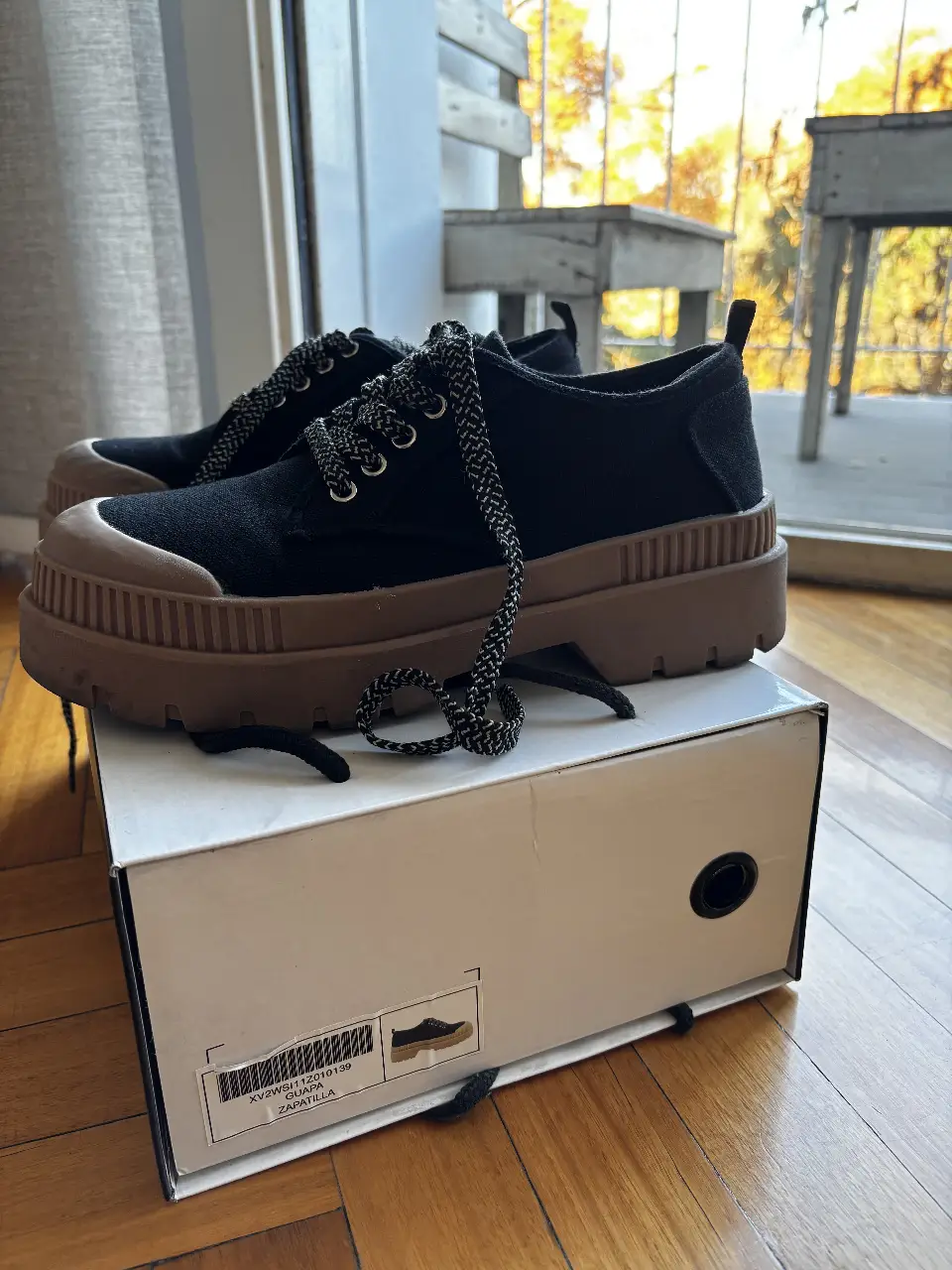 Zapatillas XLarge - Vista 3