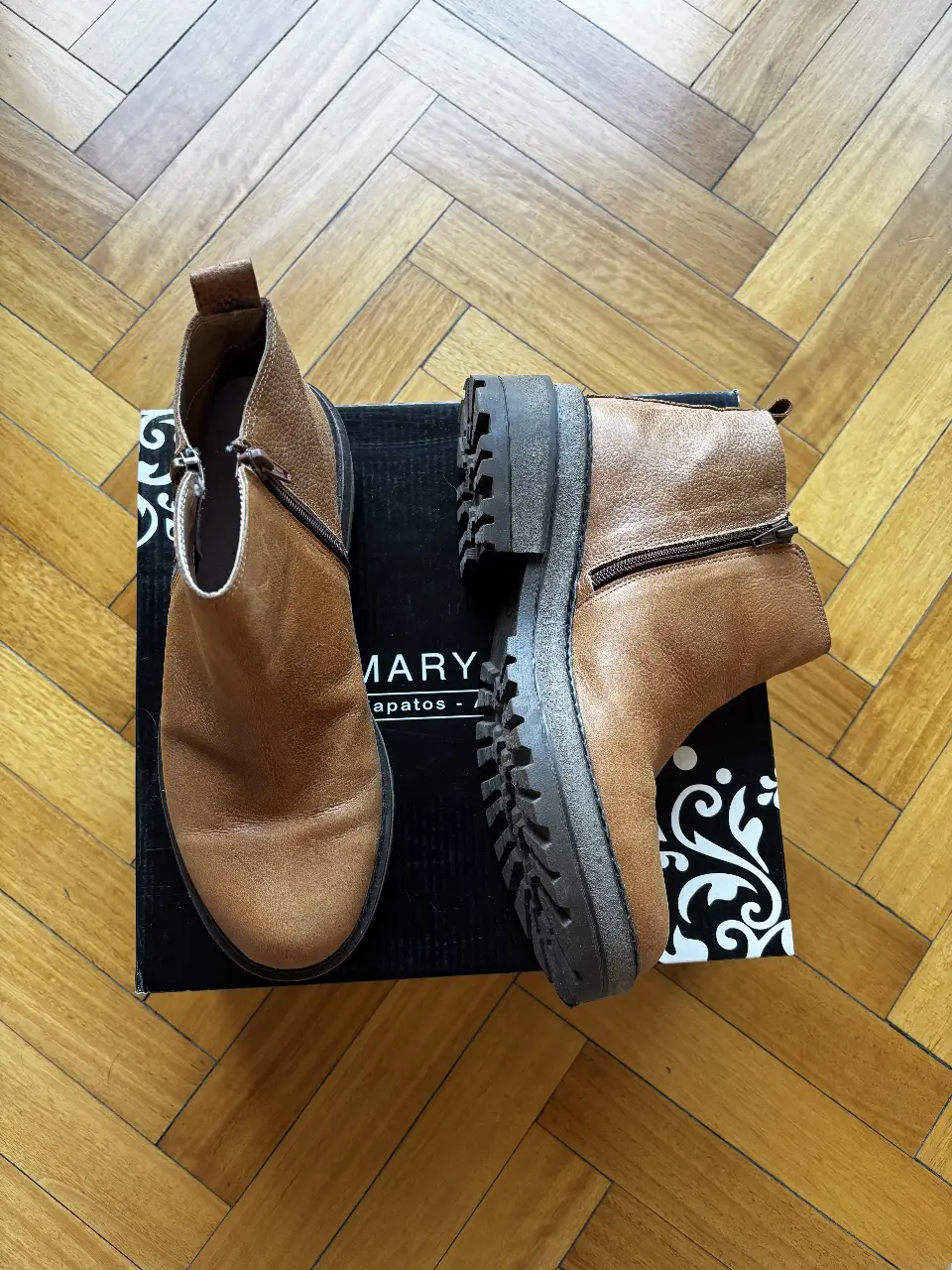 Botines MARY & JOE - Vista 3