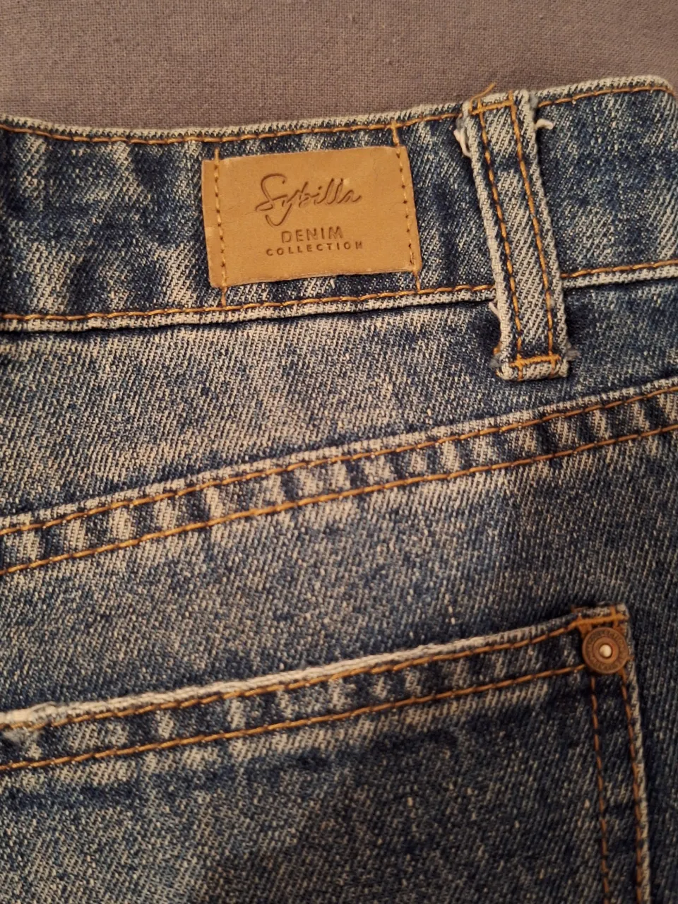 Short Sybilla - Vista 4