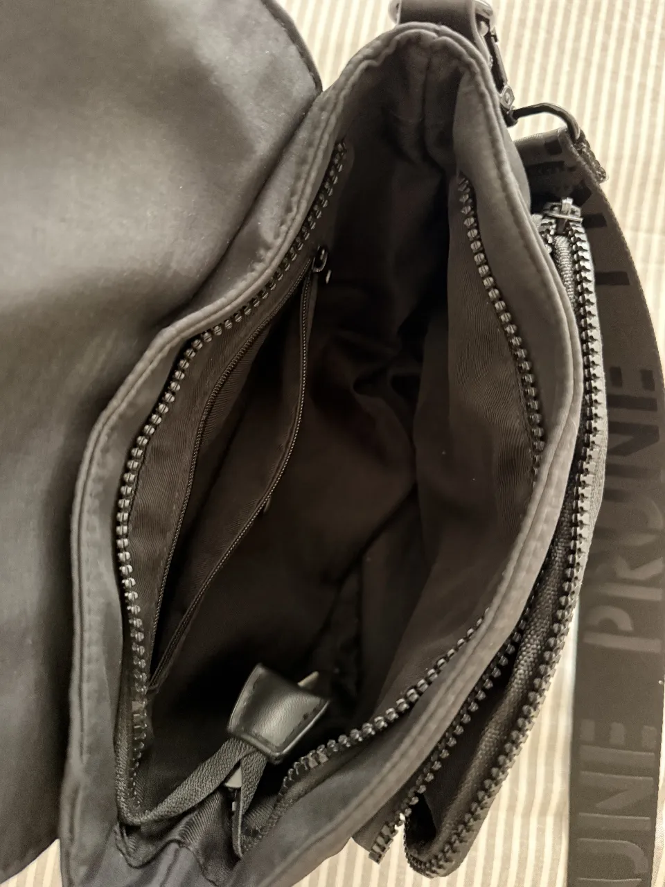 Cartera Prüne - Vista 3