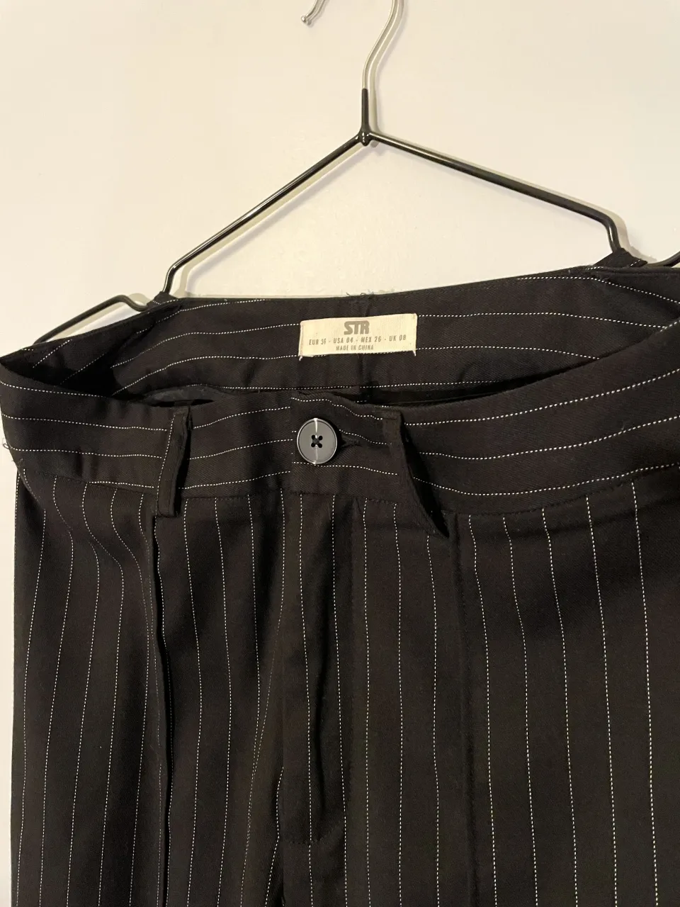 Pantalón Stradivarius - Vista 3