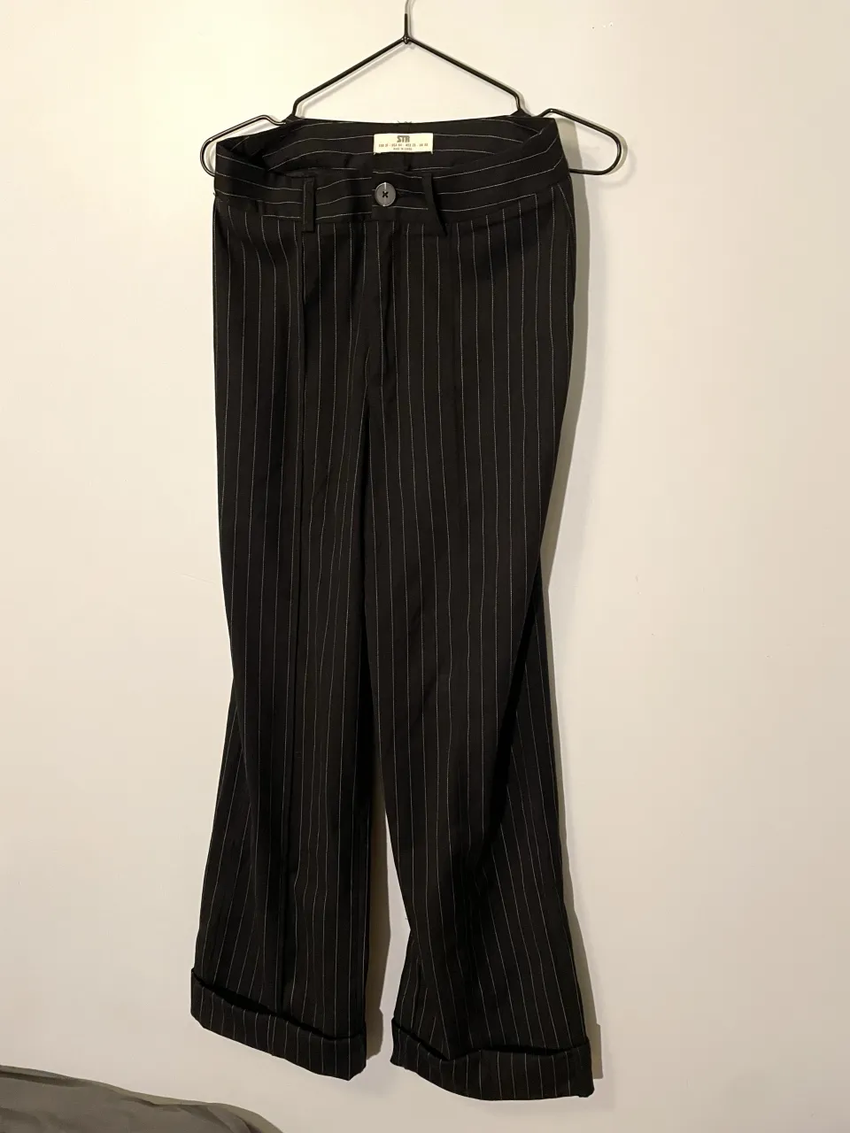 Pantalón Stradivarius - Vista 2