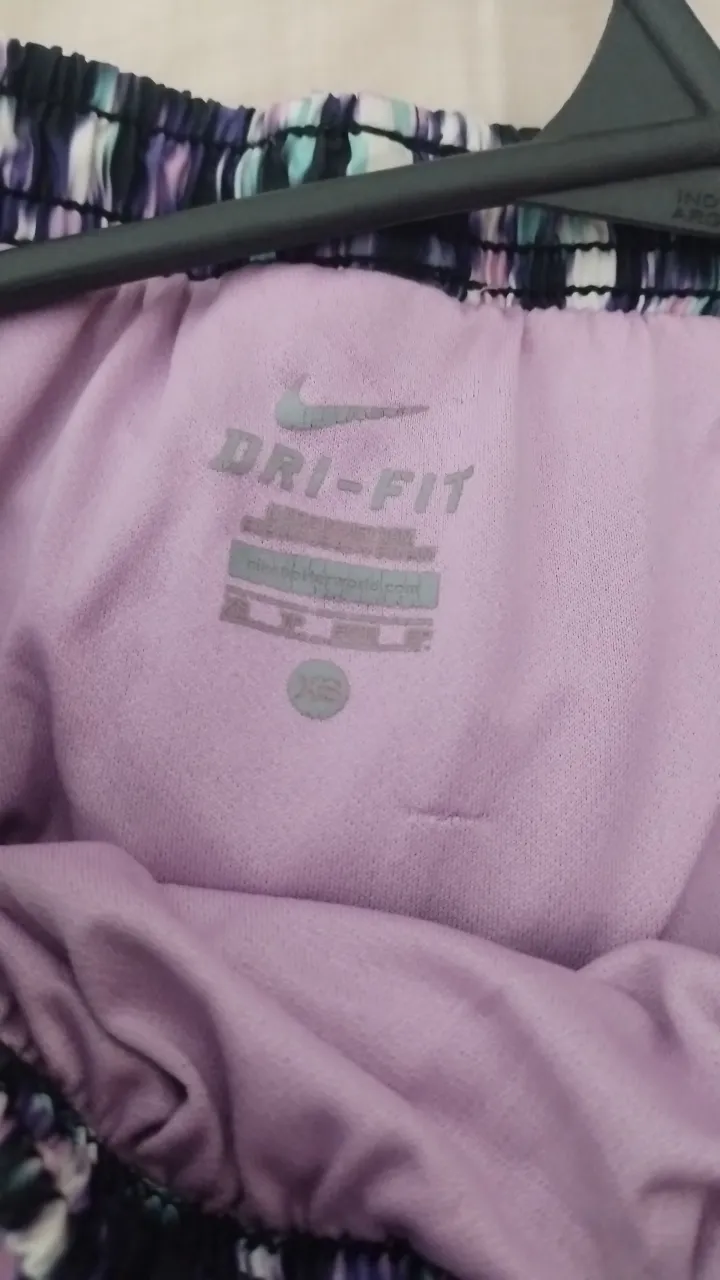 Short Nike - Vista 3