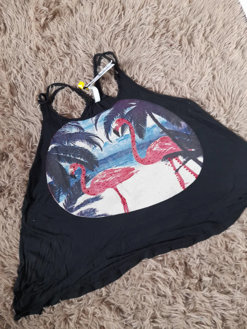 Talle M aprox
Medidas: axila/axila 49cm. Largo total 50cm( sin contar breteles) 
