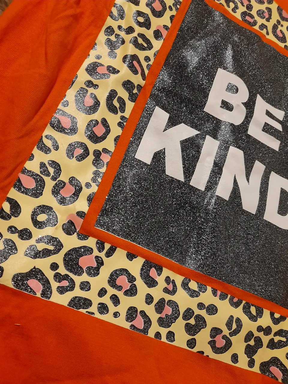 Remera Otra - Vista 2