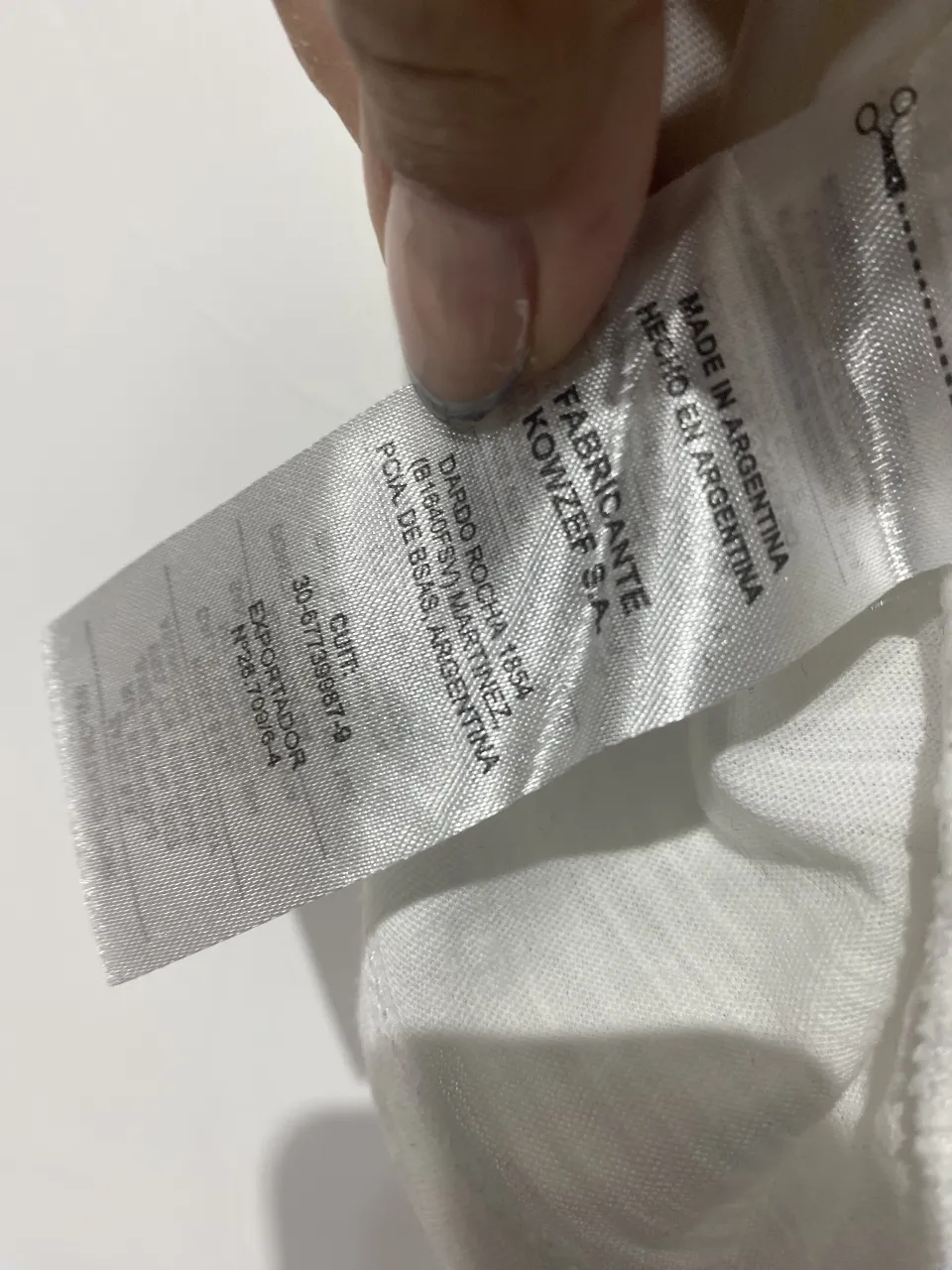 Remera Kosiuko - Vista 6