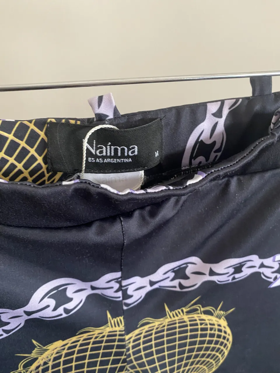 Short Naima - Vista 2