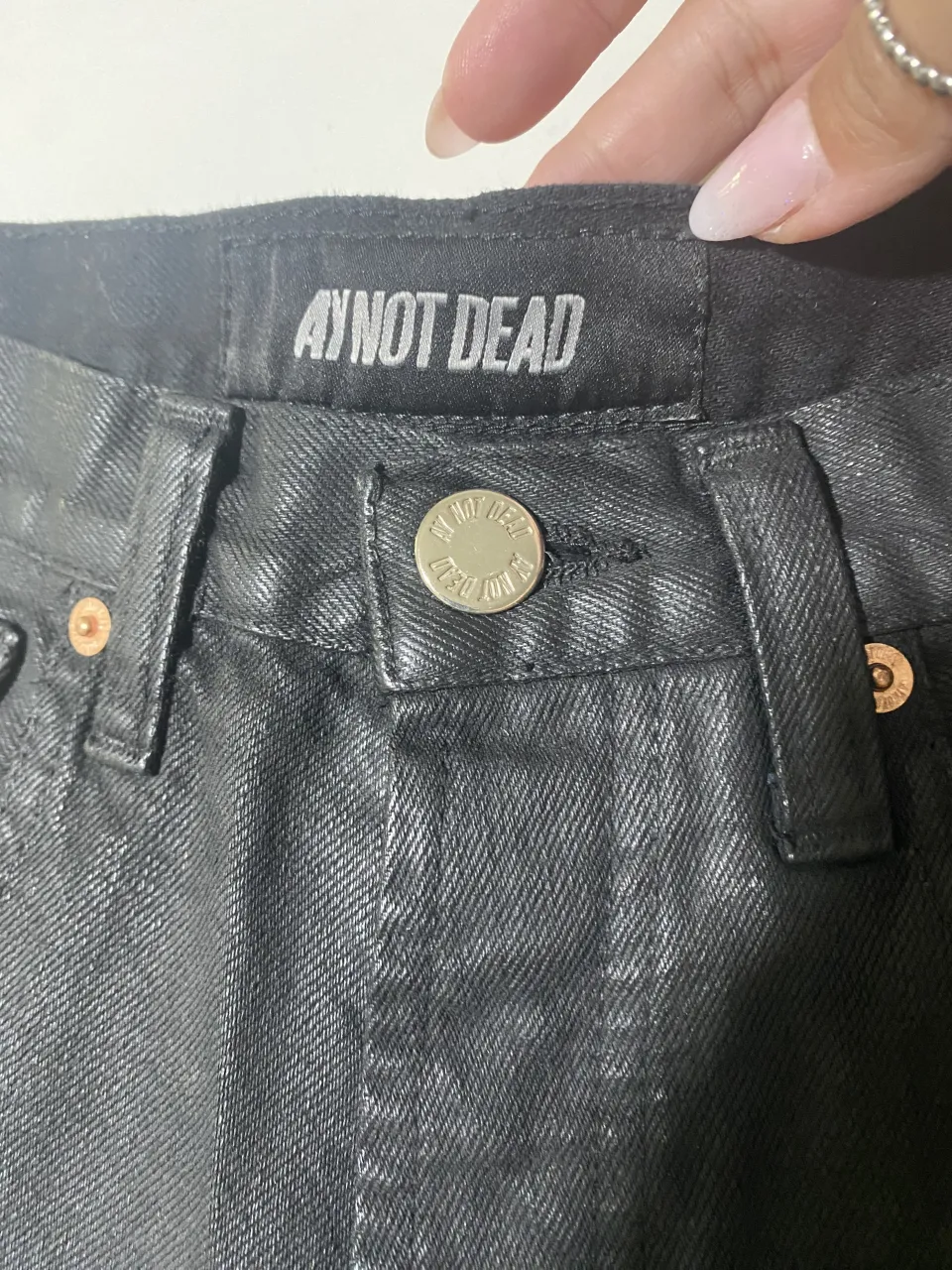 Short Ay Not Dead - Vista 3
