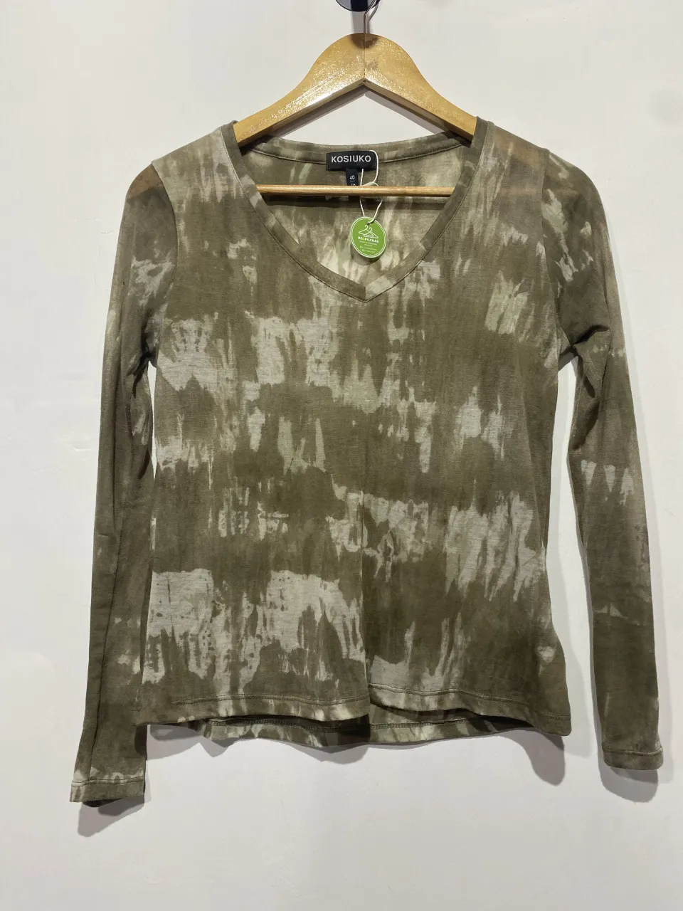 Remera Kosiuko - Vista 2