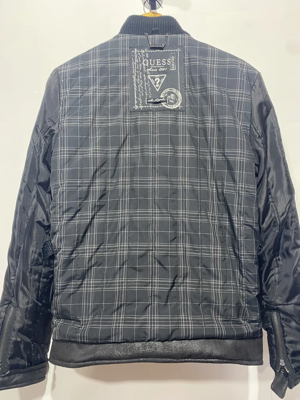 Campera GUESS - Vista 8