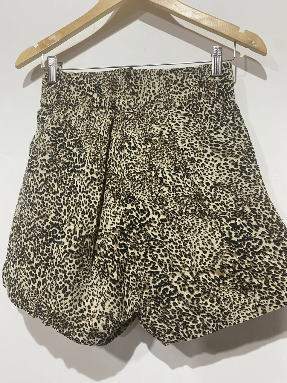 Short Akiabara - Vista 4