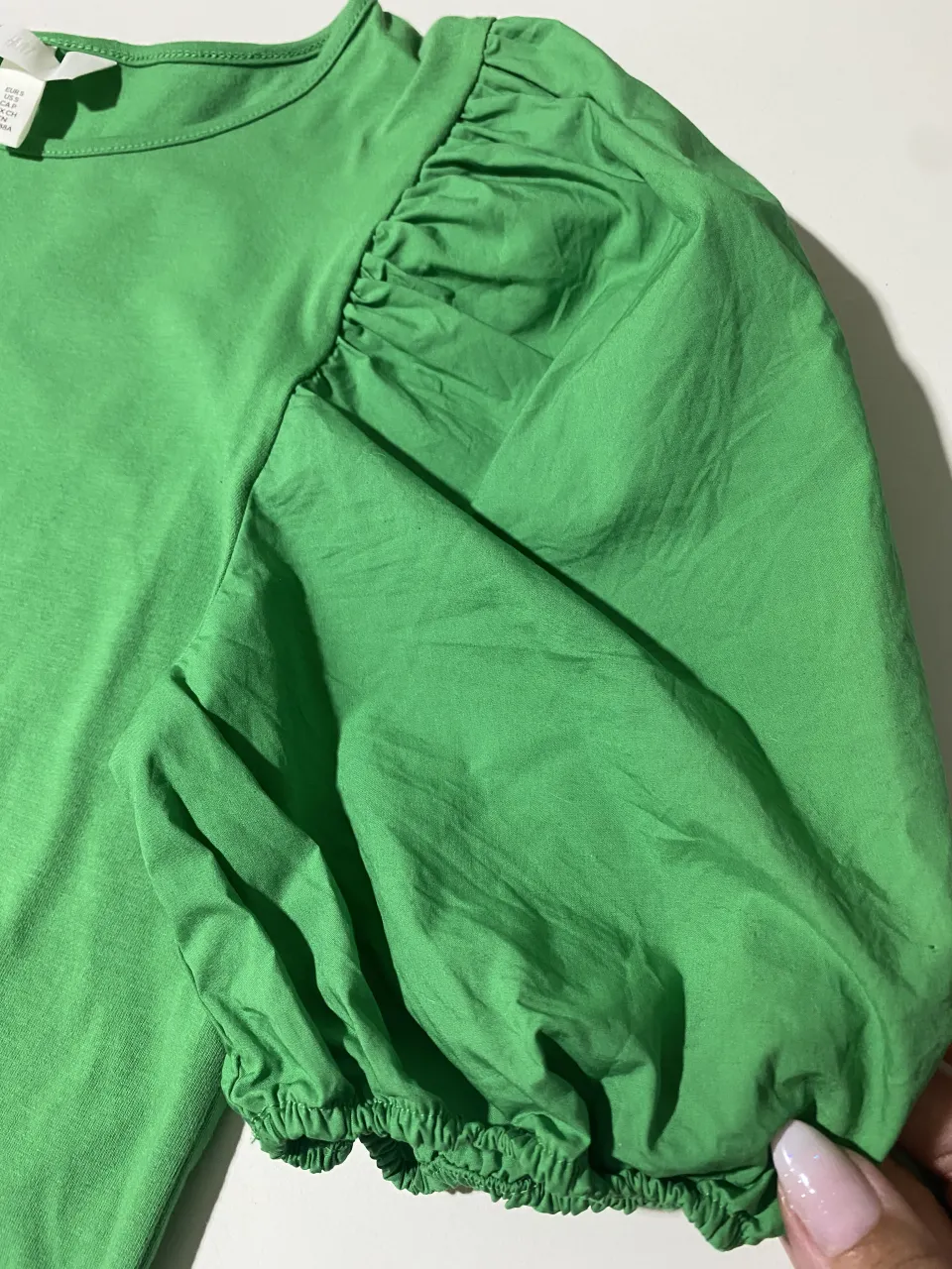 Remera H&M - Vista 3