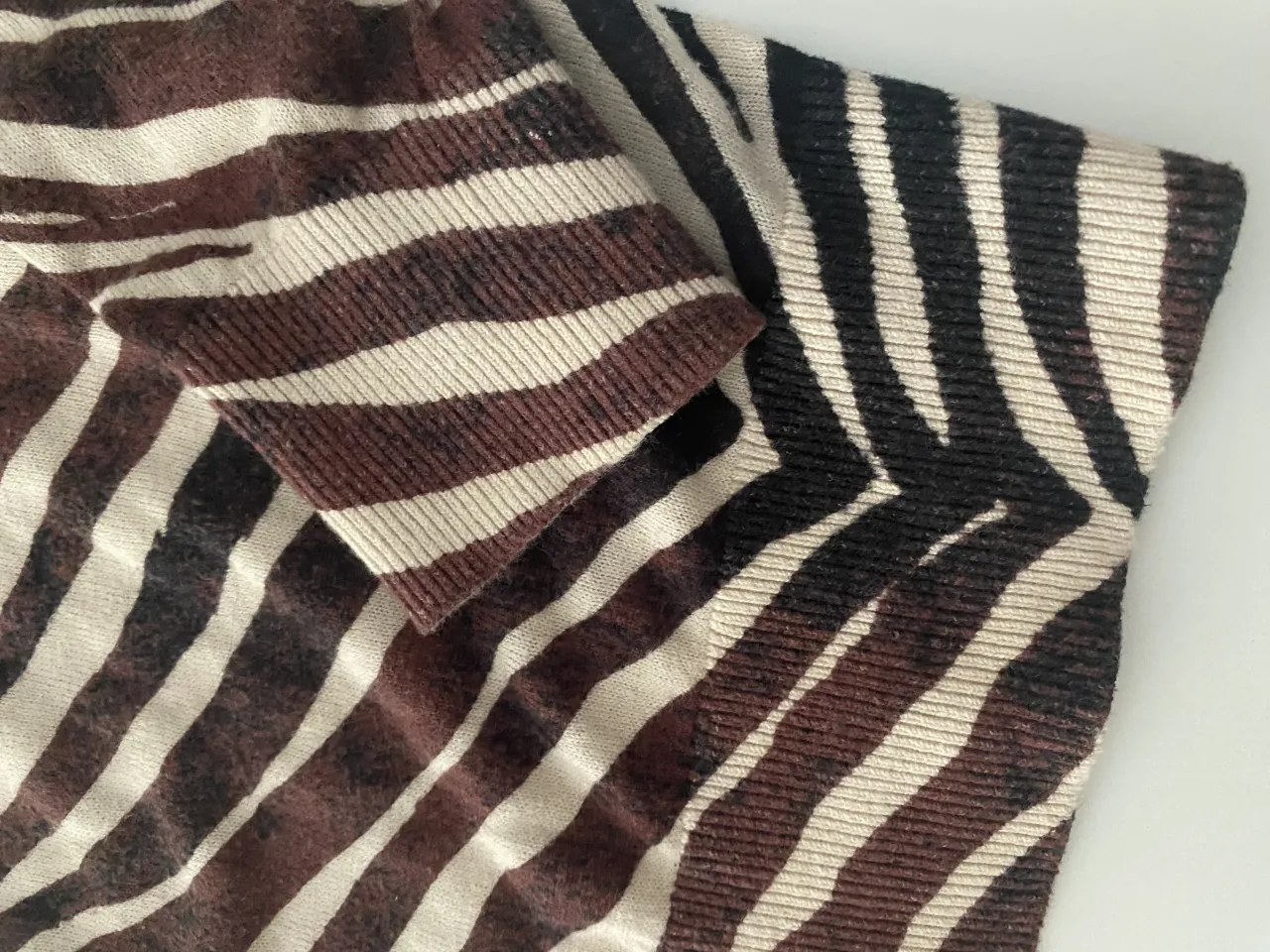 Sweater Banana Republic - Vista 4