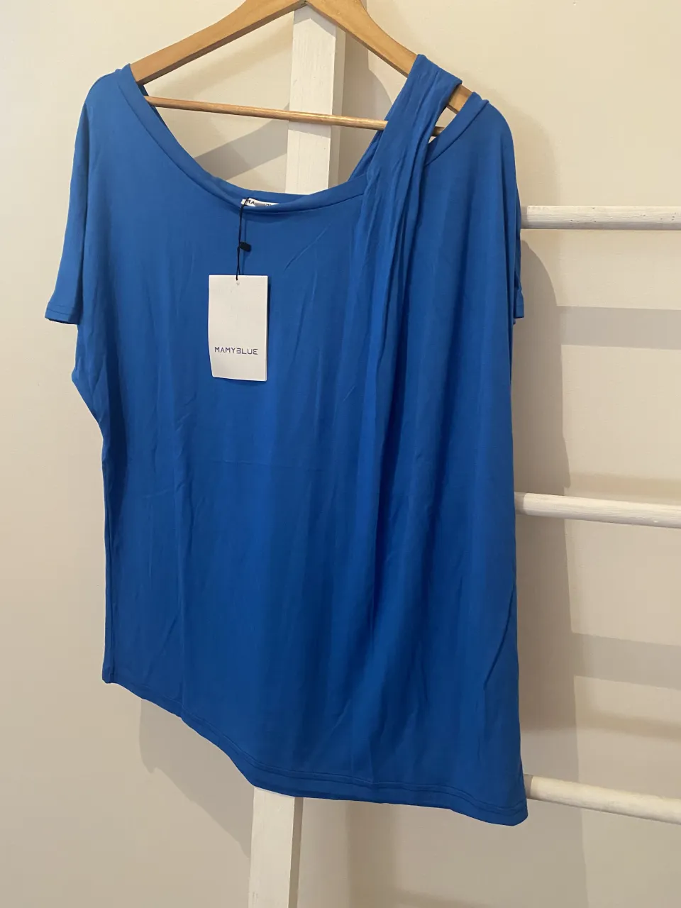 Remera MAMY BLUE - Vista 2