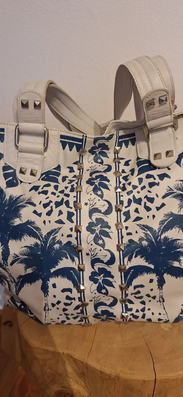 Cartera Jazmín Chebar - Vista 2