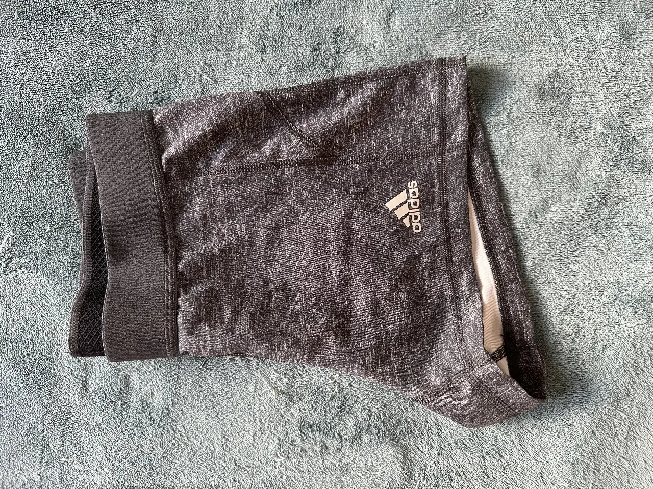 Short adidas - Vista 3