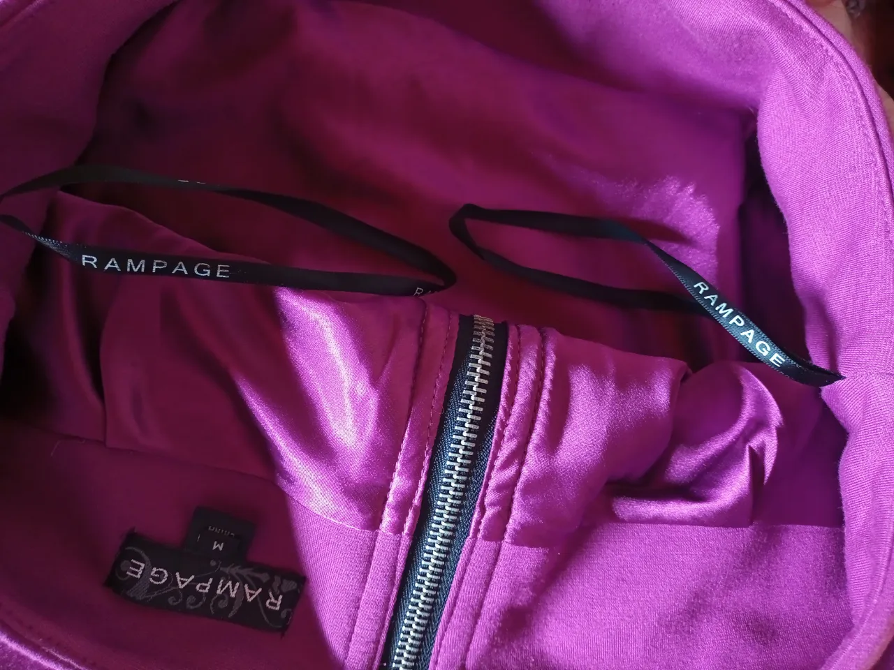 Pollera Rampage - Vista 2