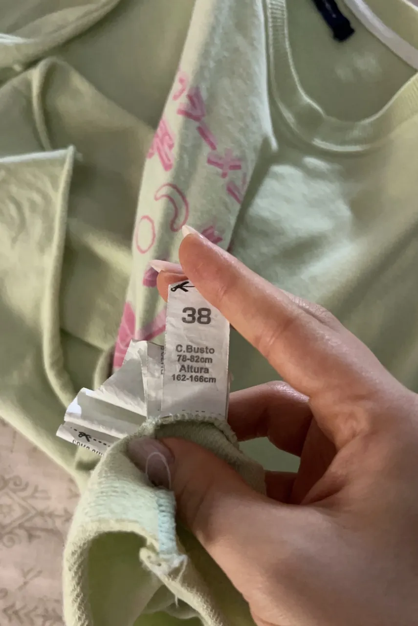 Buzo Como Quieres Que Te Quiera - Vista 2