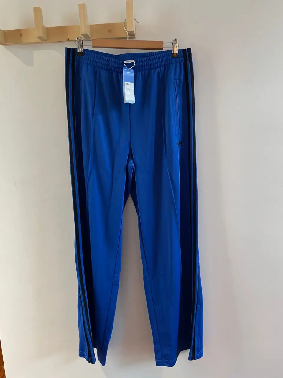 Buzo adidas - Vista 2