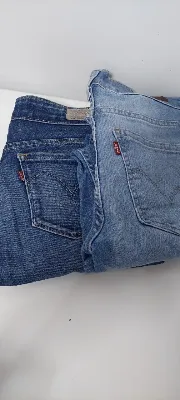 Levis