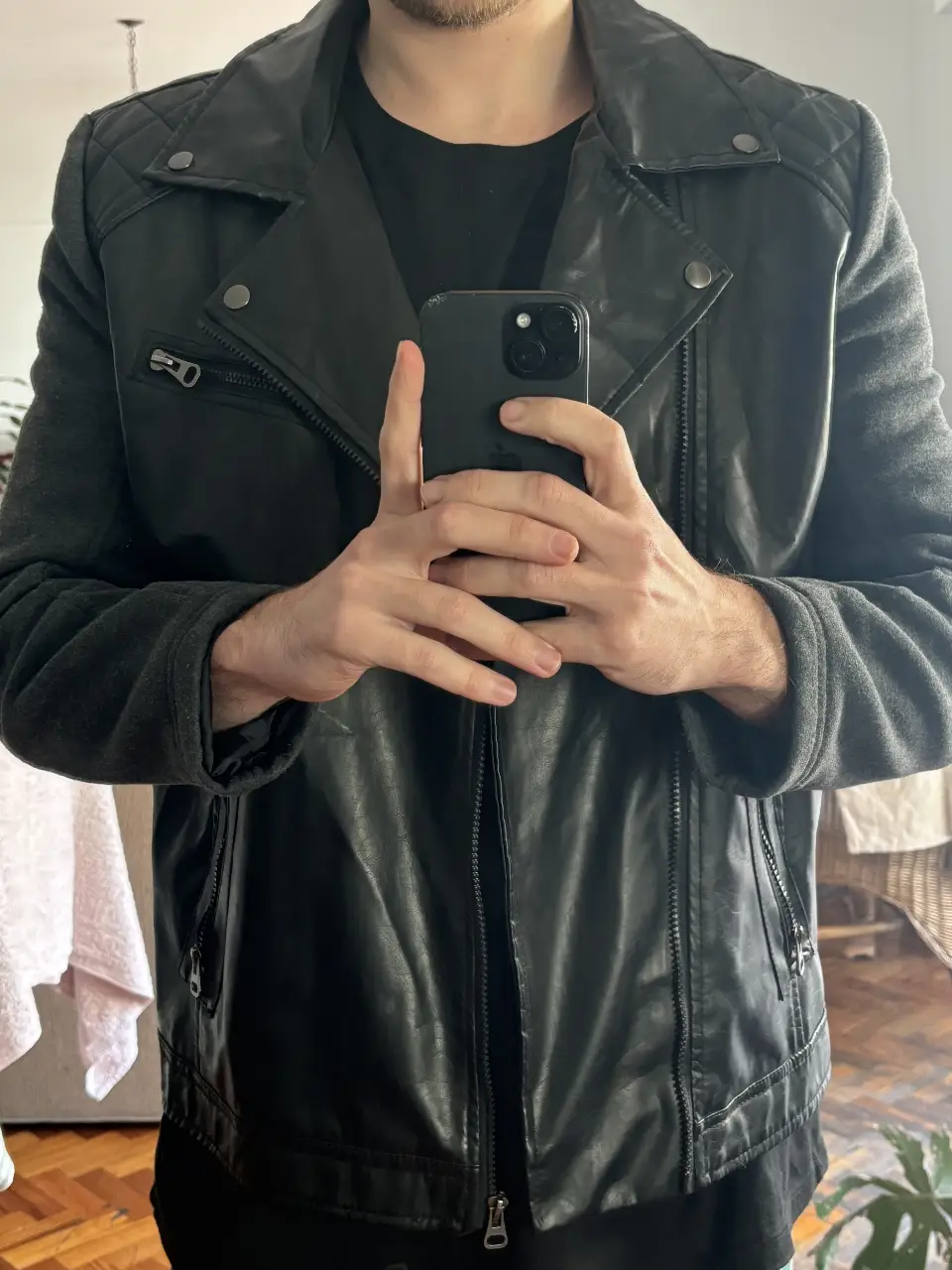 Campera BLACK. - Vista 2