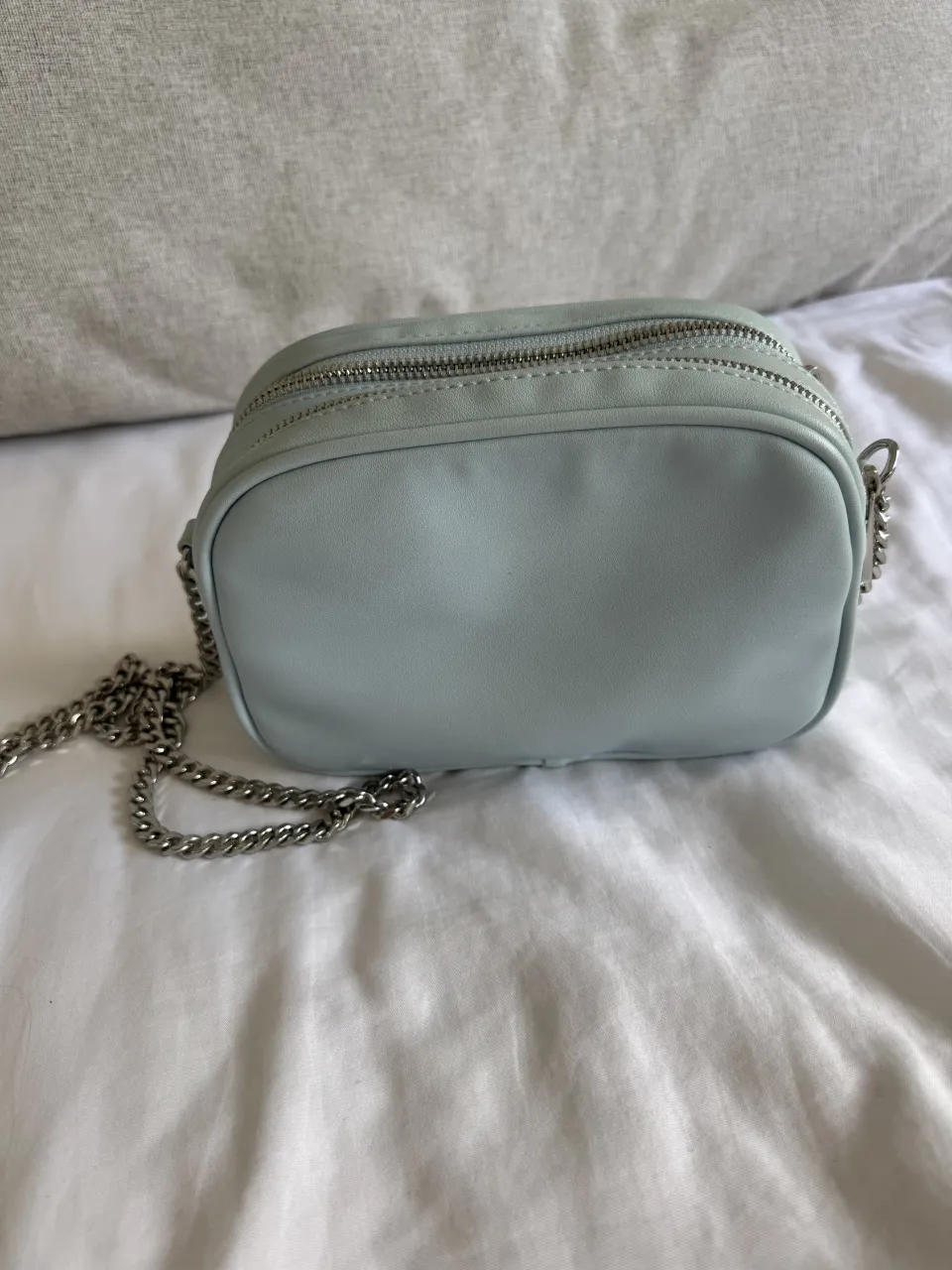 Cartera Bershka - Vista 3