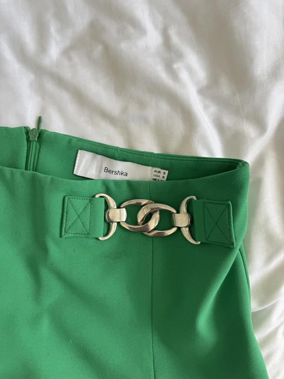 Pollera Bershka - Vista 2