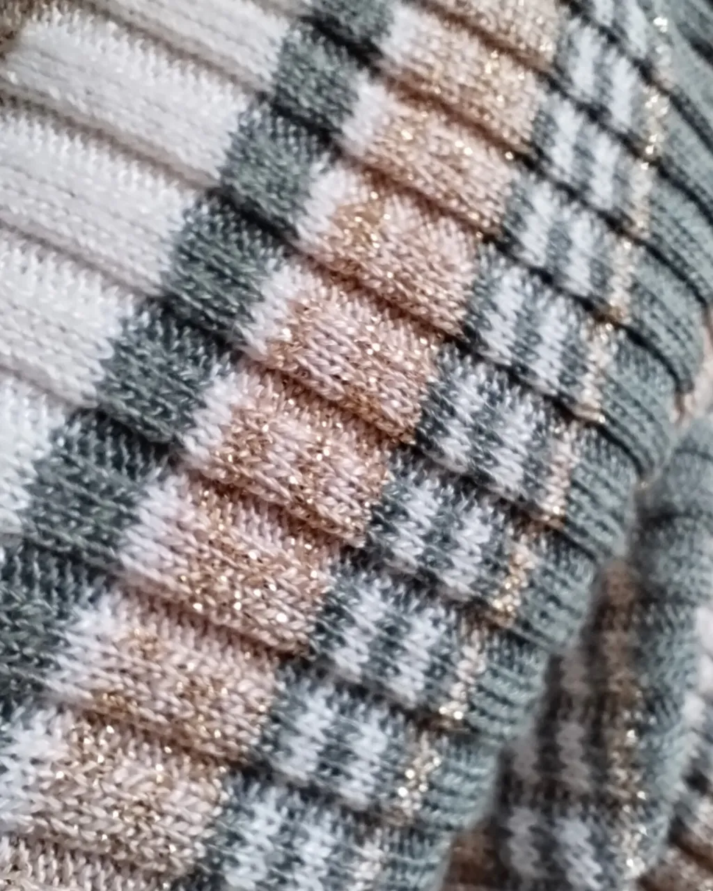 Sweater A+ - Vista 3