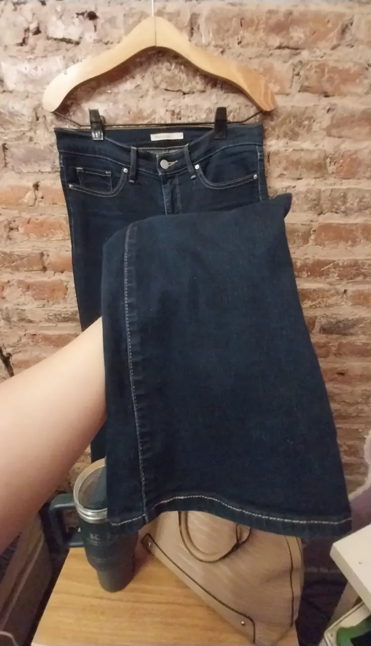 Jean Levi's - Vista 3