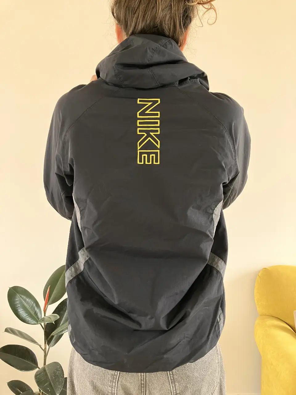 Campera Nike - Vista 4