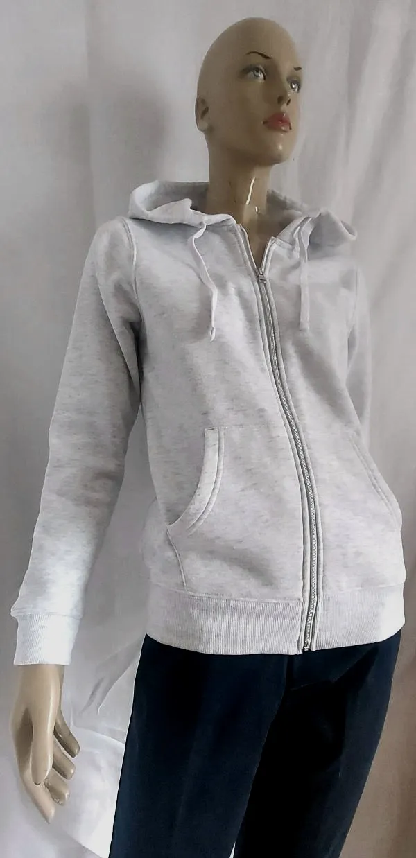 Buzo con cierre y capucha para mujer, de color gris. Ideal para un look casual y cómodo. Por favor, para comunicarse  sólo WhatsApp. Gracias. 
