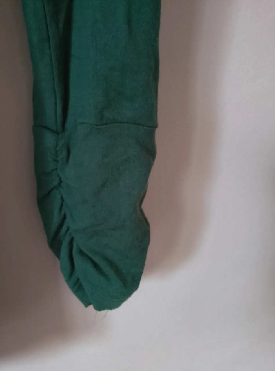 Remera Unknown - Vista 2