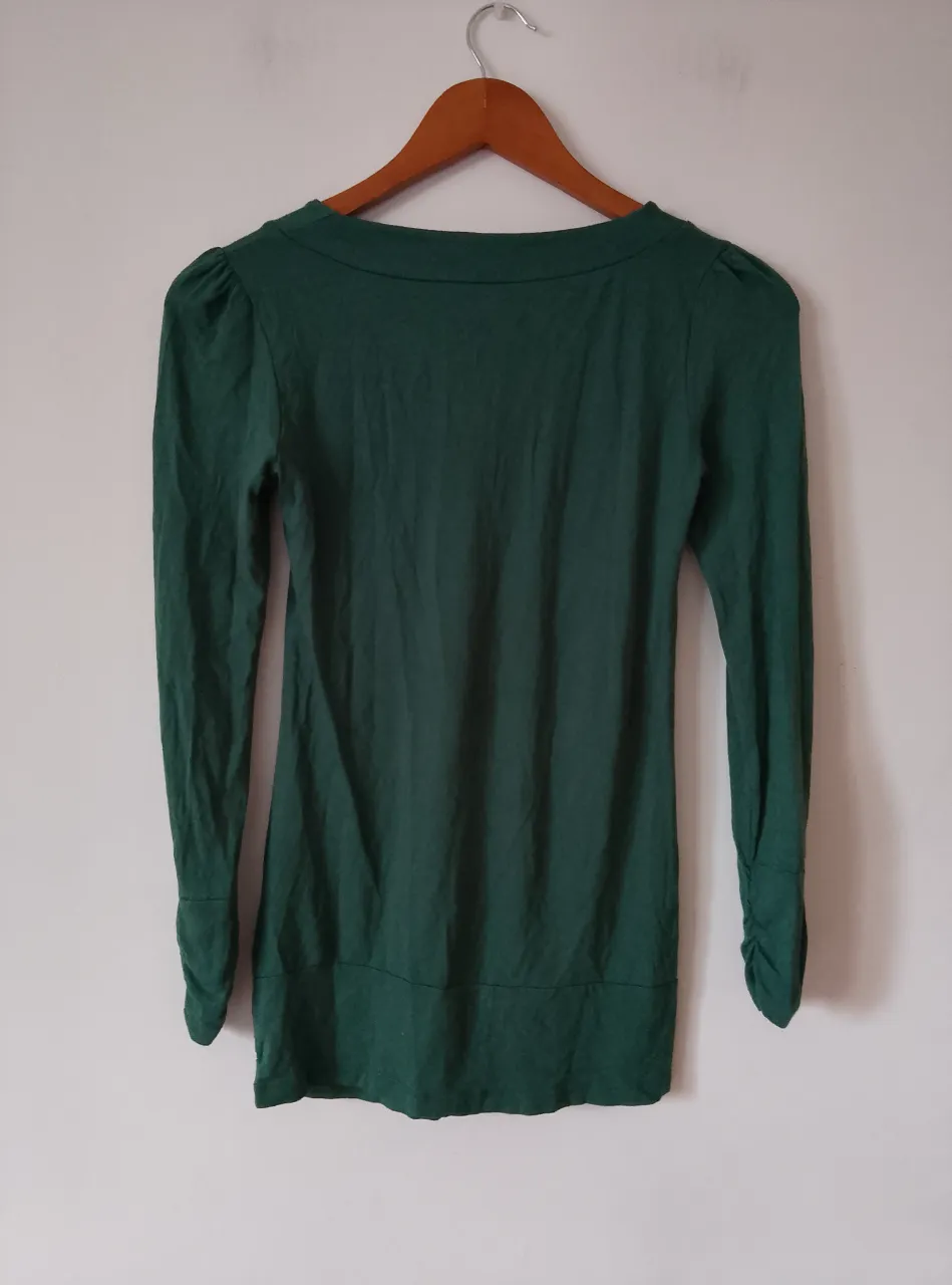 Remera Unknown - Vista 5