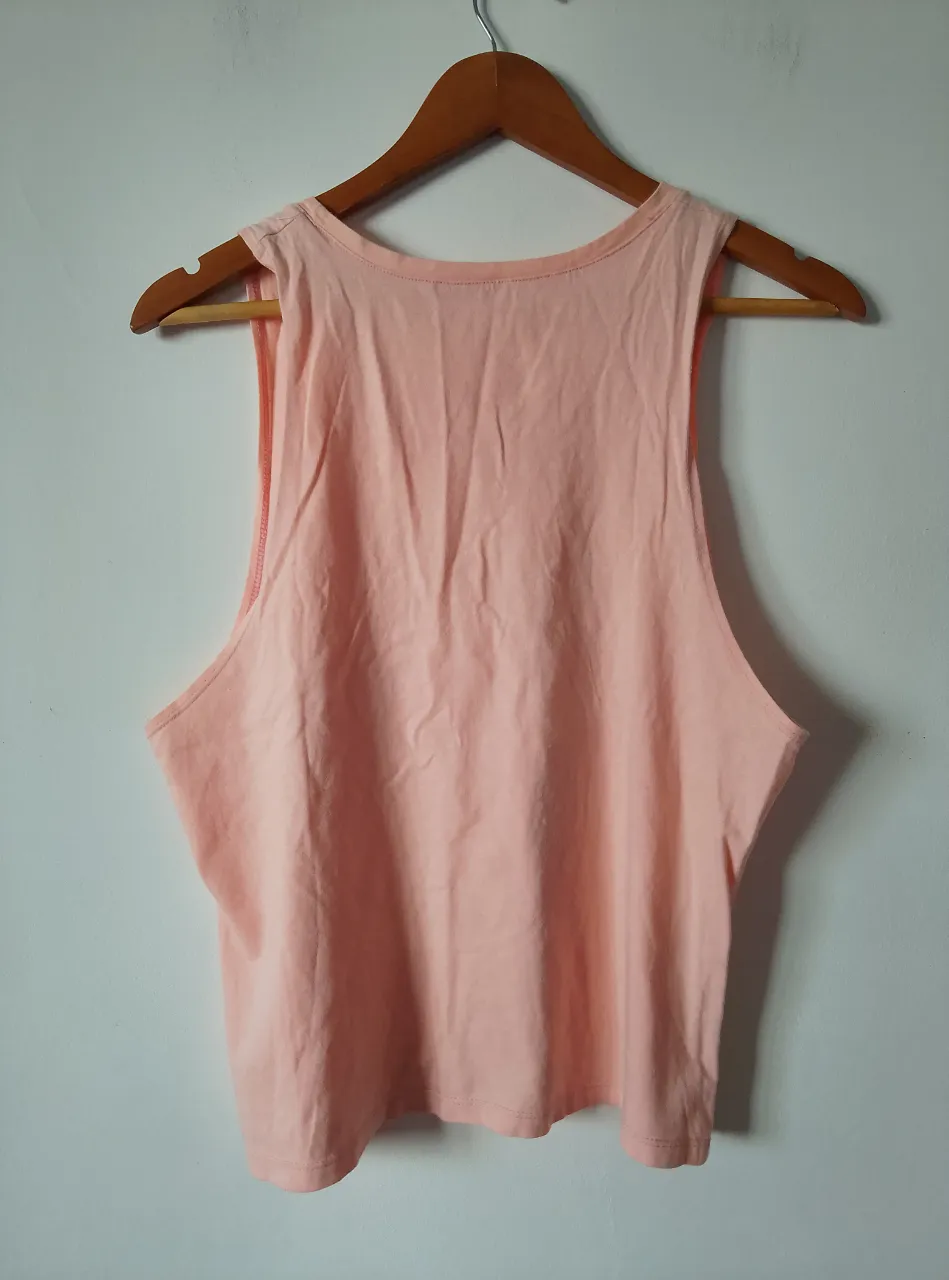 Musculosa Unknown - Vista 4