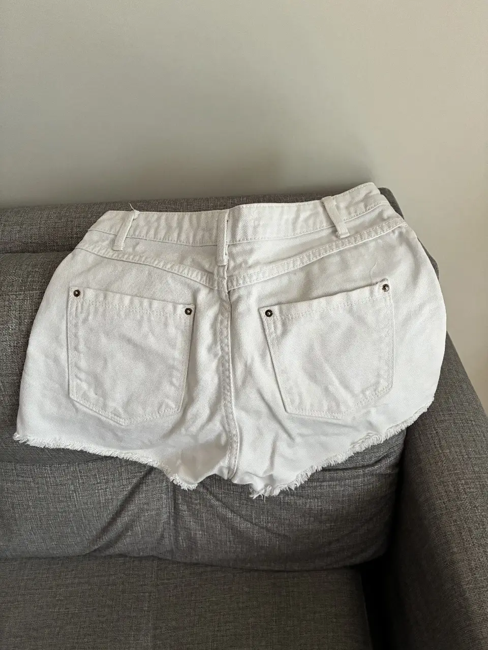 Short Stradivarius - Vista 2