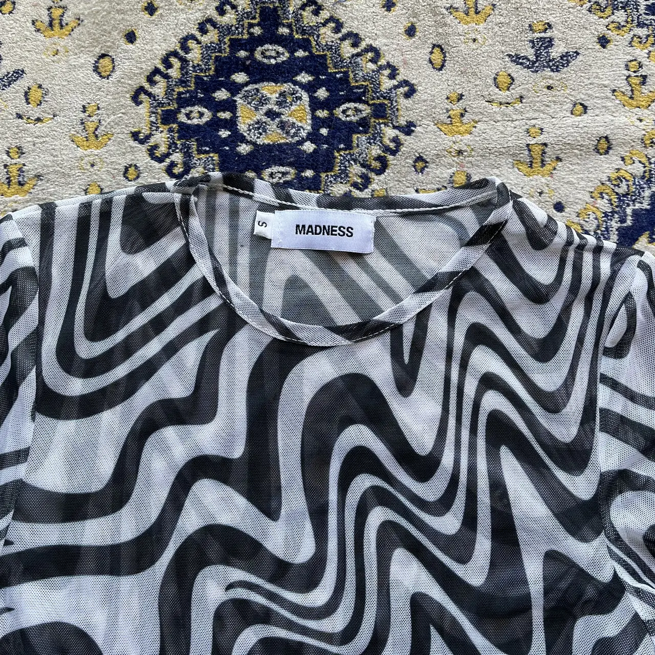 Remera MADNESS - Vista 2