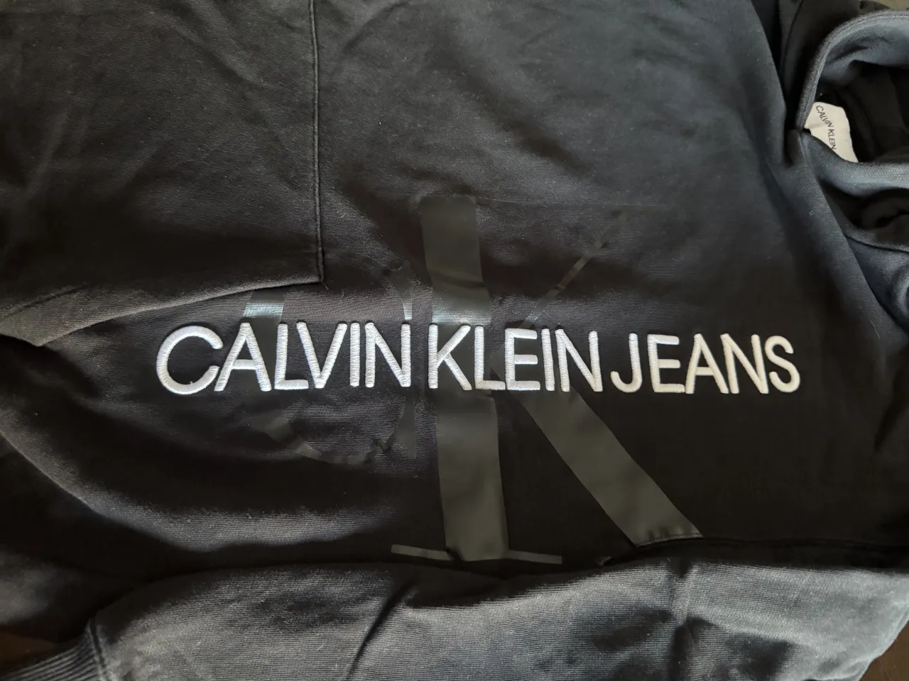Buzo Calvin Klein Jeans - Vista 4
