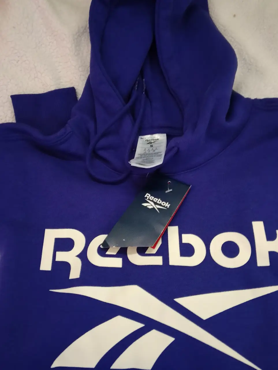 Buzo Reebok - Vista 3
