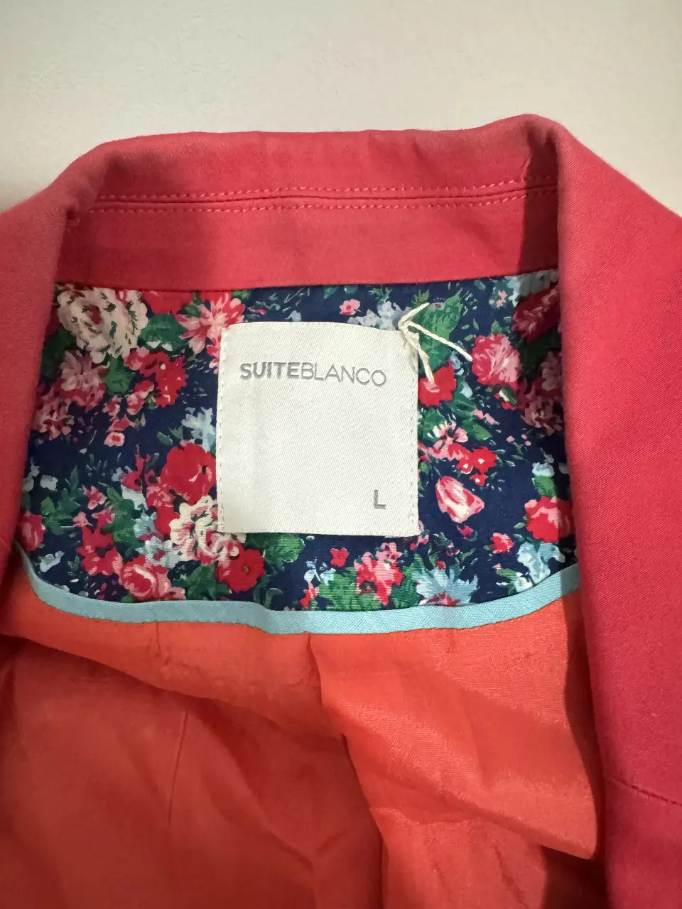 Blazer SuiteBlanco - Vista 3