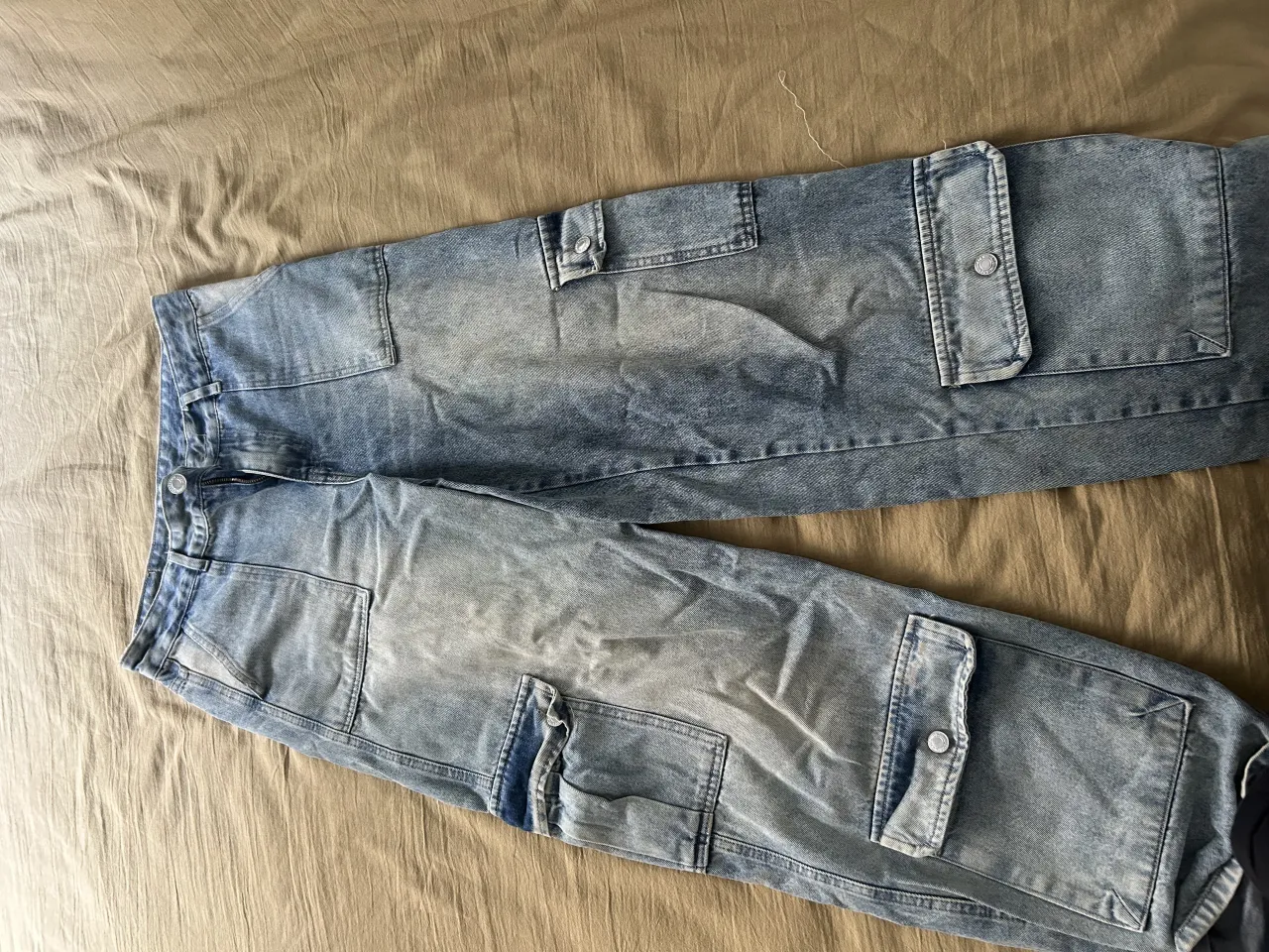 Pantalón A ≠ - Vista 2