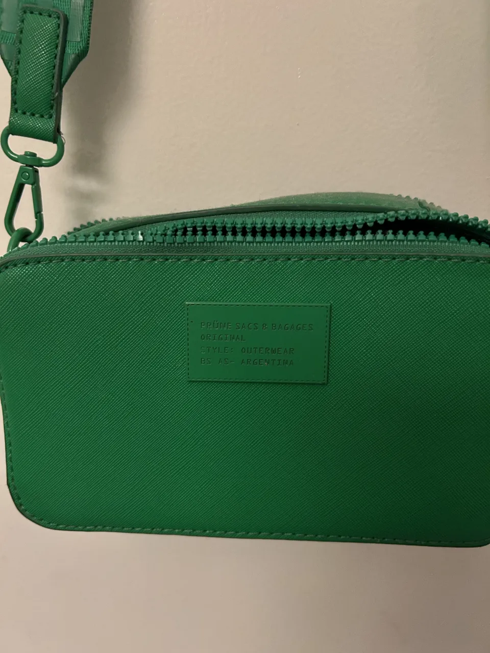 Cartera Prüne - Vista 2