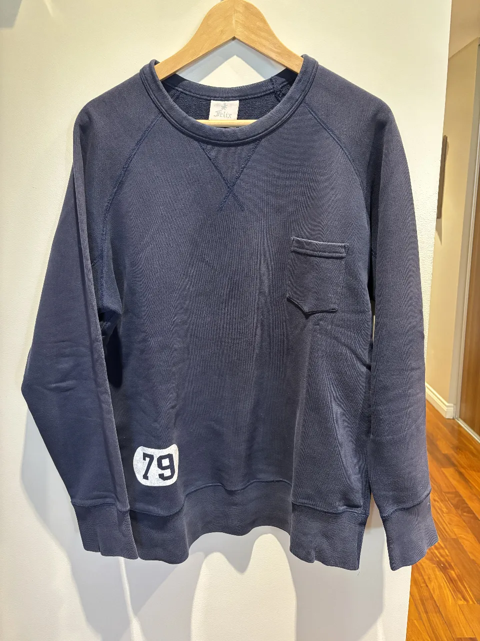 Buzo Felix - Vista 2