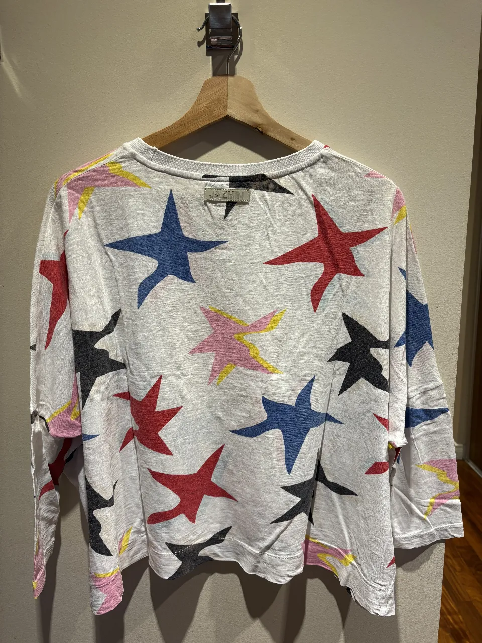 Remera JAZMIN - Vista 2