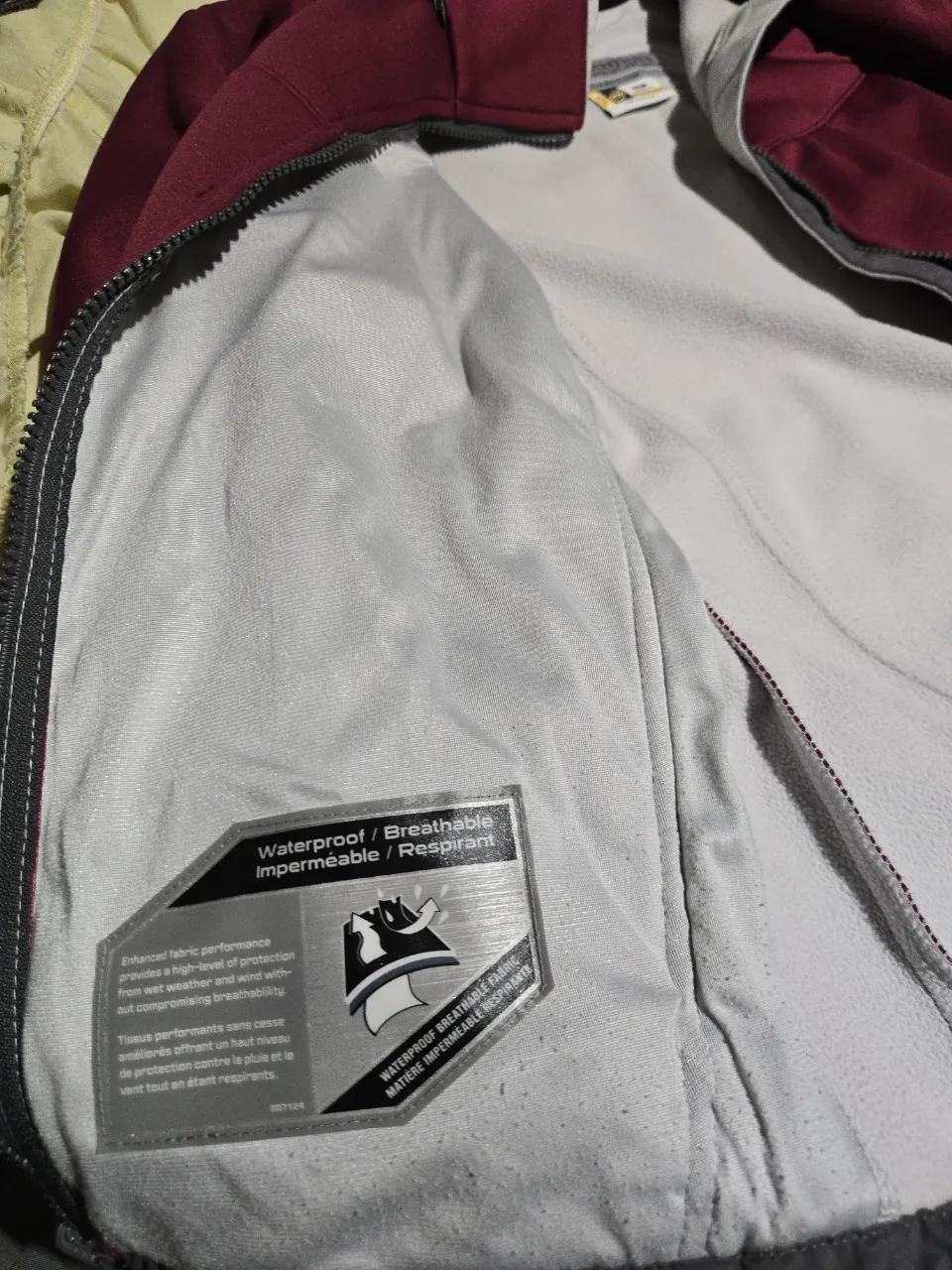 Campera Columbia - Vista 2