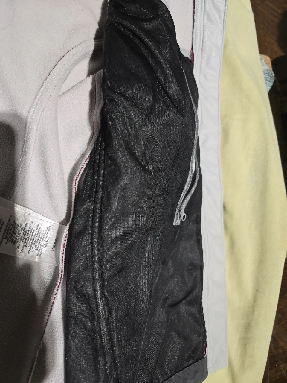 Campera Columbia - Vista 4